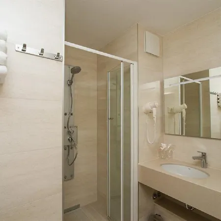 ホテル Biokovka 3*